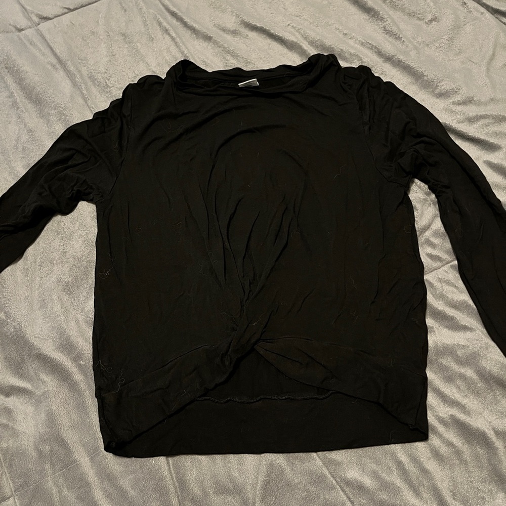 Senita black twisted crop long sleeve size medium